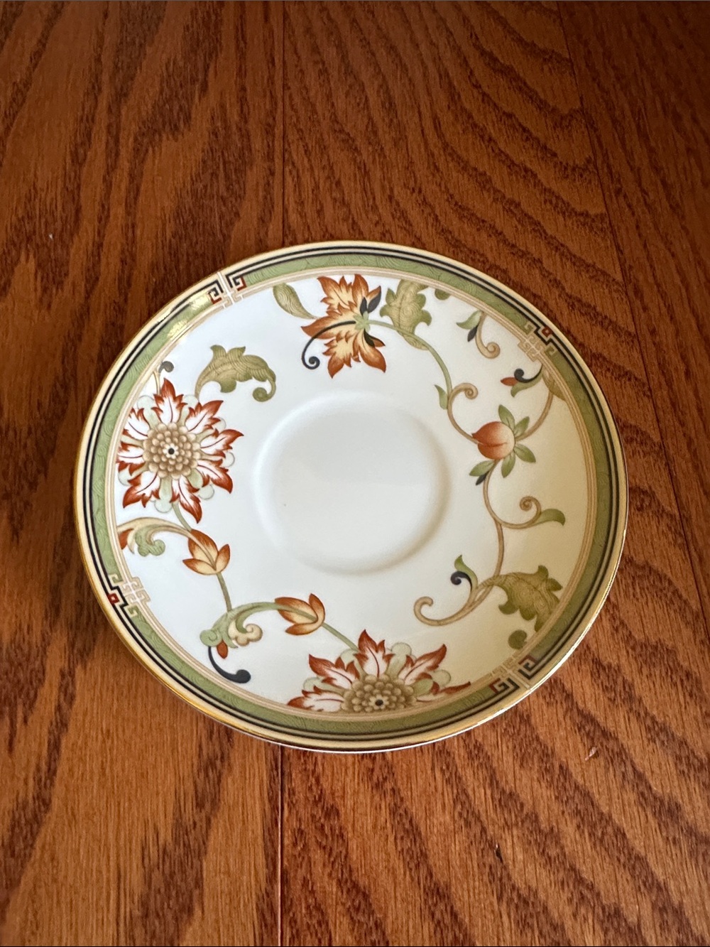 Wedgwood Oberon 22 kt Gold Trim Saucer with Floral Motif